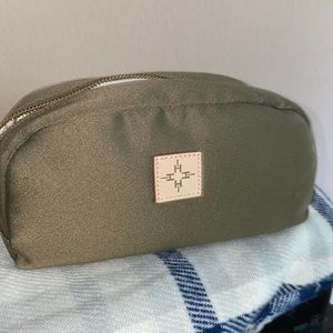 India Hicks make up bag